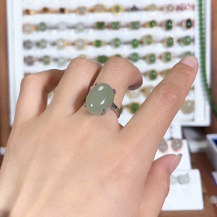 和田玉戒指未镶嵌