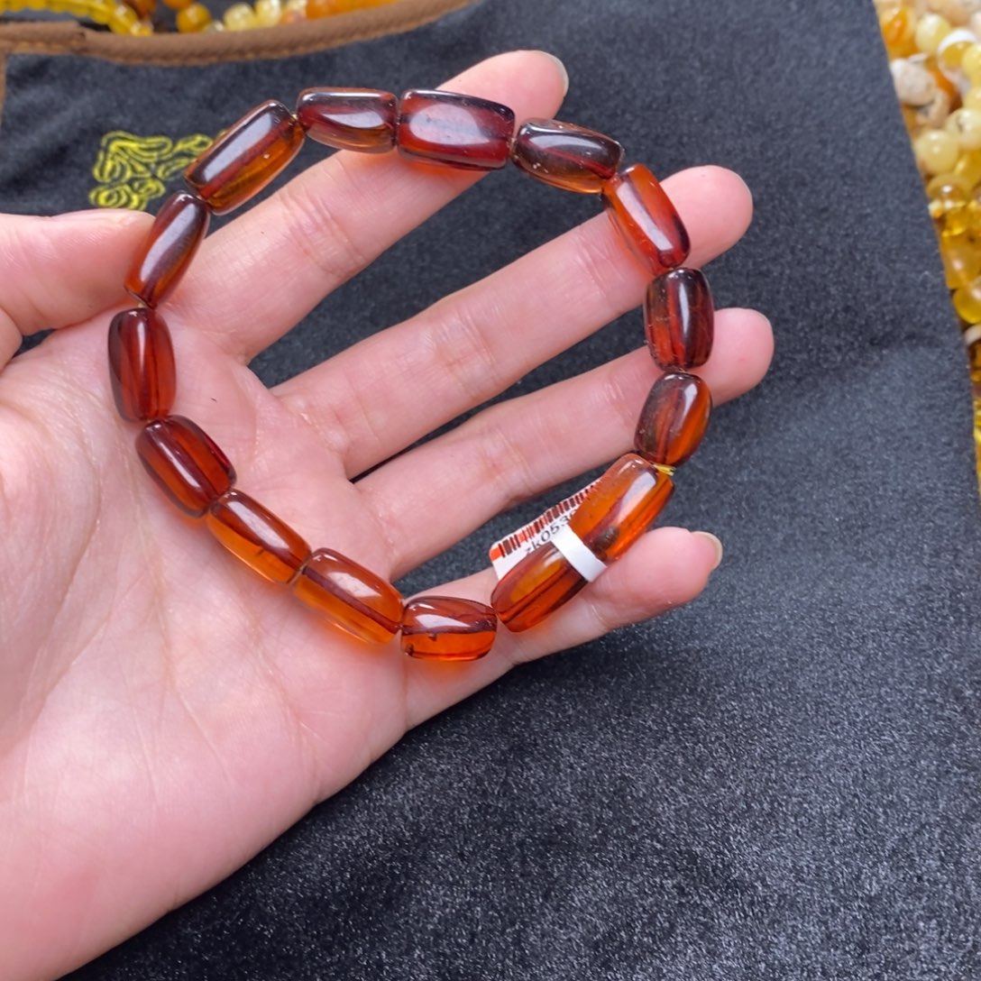 陈***陈琥珀未镶嵌珠宝奇石