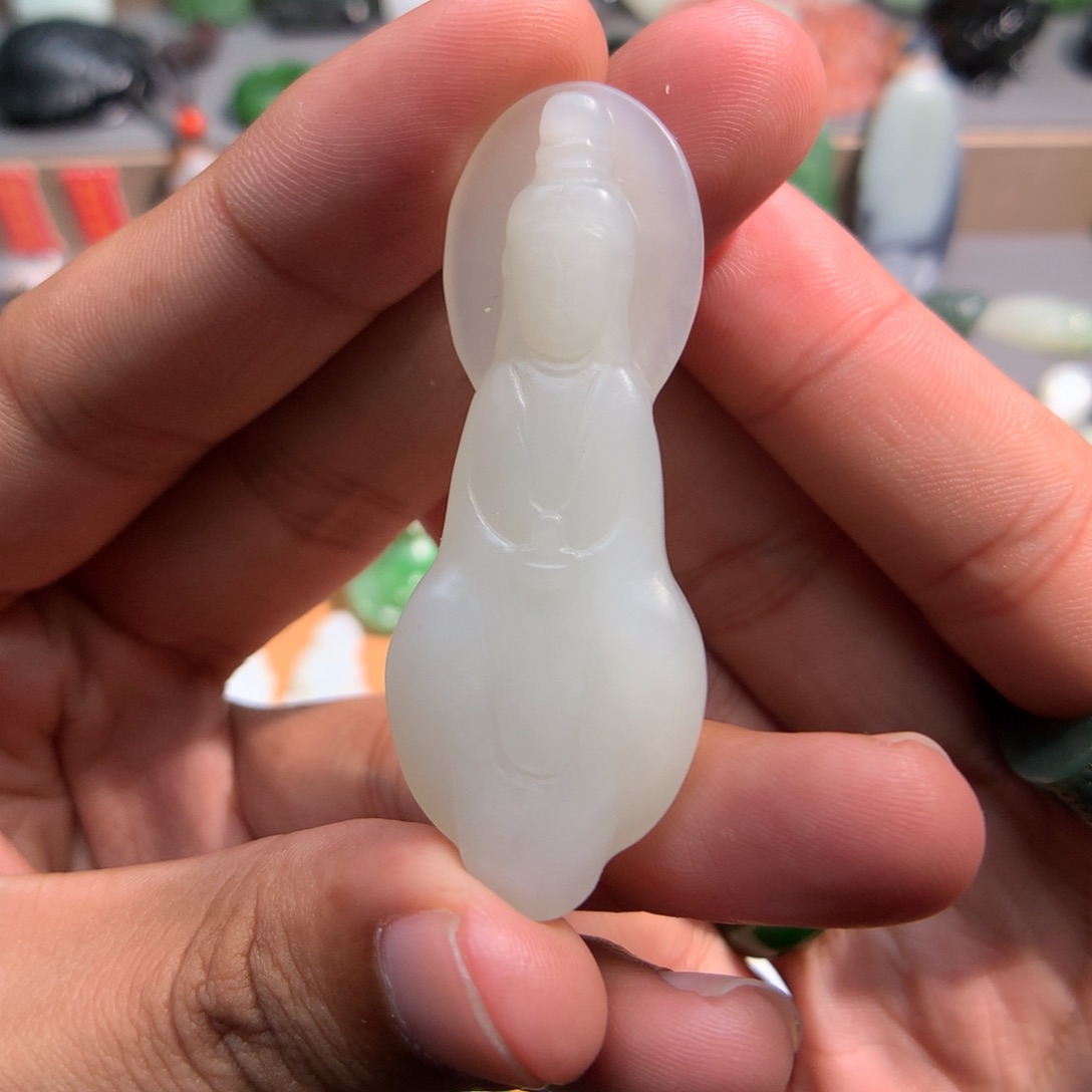 和田玉颈饰未镶嵌