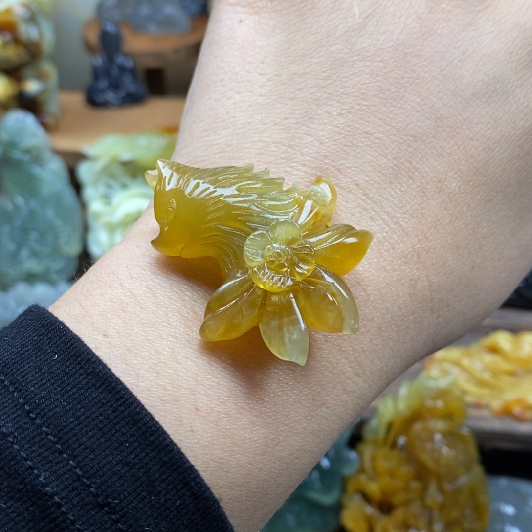 桃****蛇纹石玉未镶嵌吊坠(赠链)