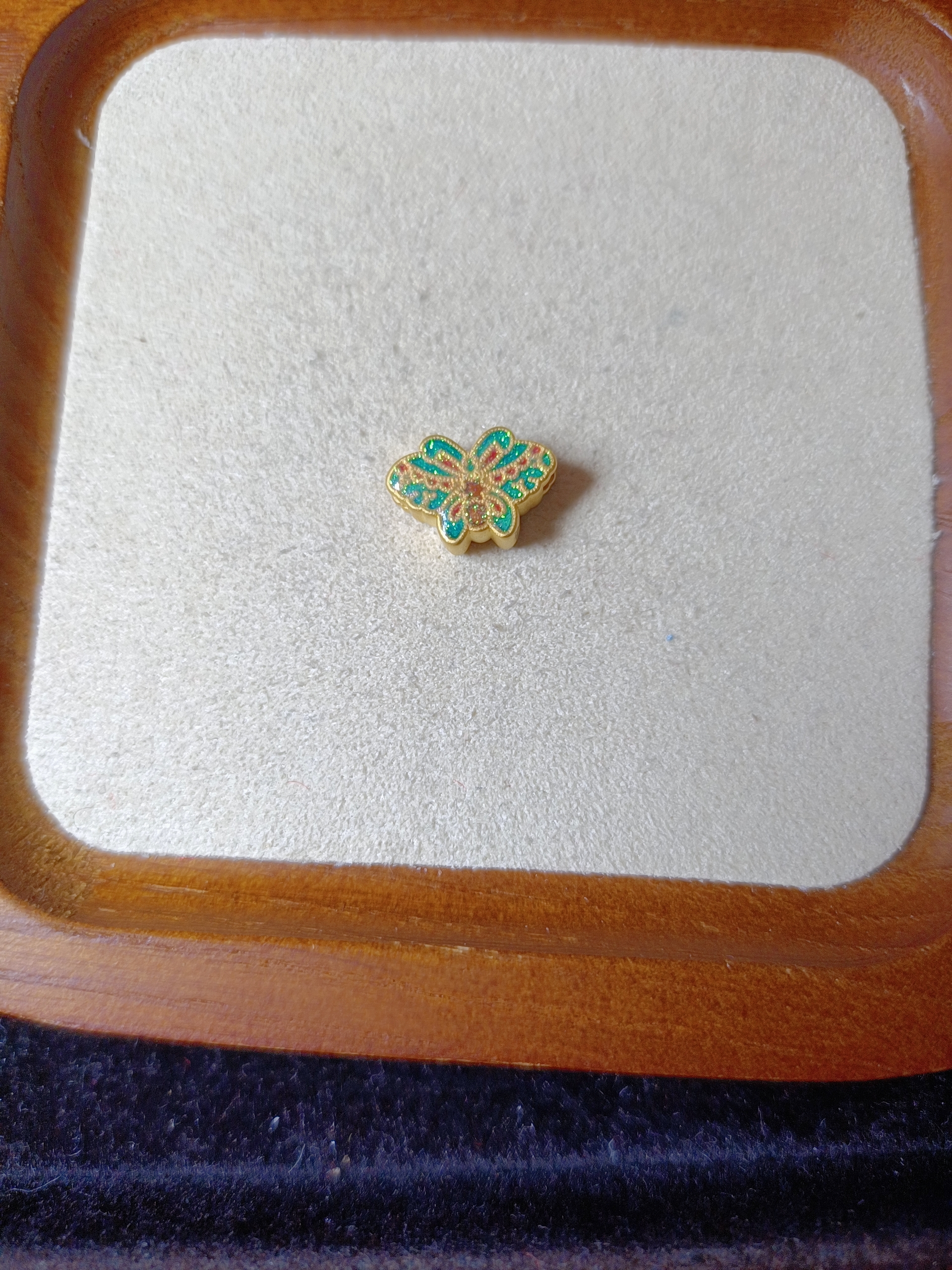 足金999硬金烧蓝蝴蝶1.447克转运珠