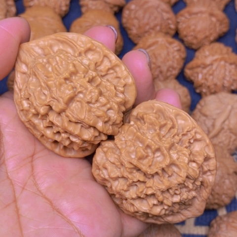 【闪购商品】文玩核桃吊坠G*T官帽48
