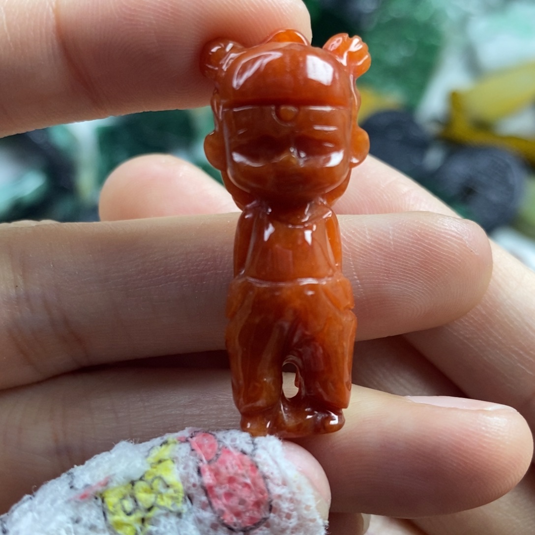 翡翠颈饰未镶嵌吊坠