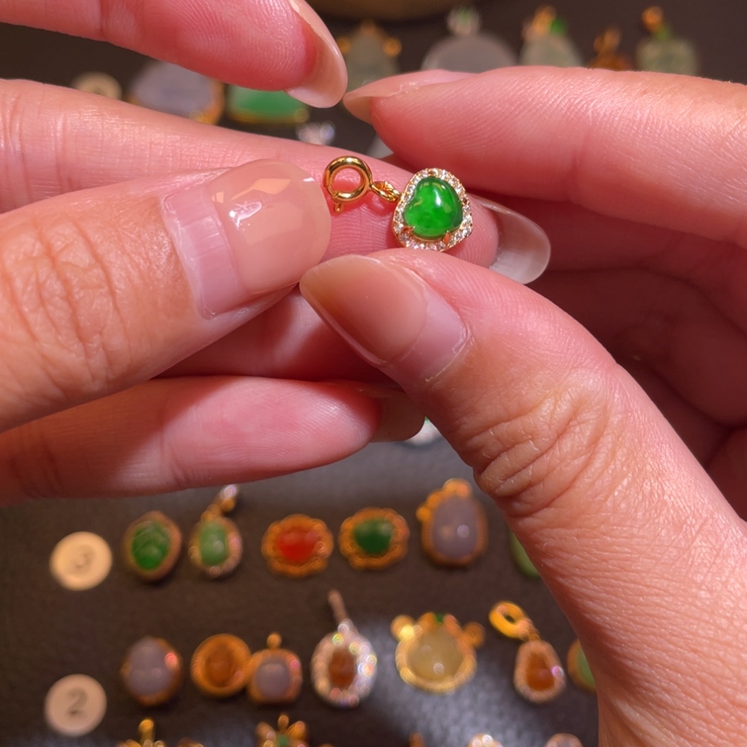 翡翠银S925镶嵌颈饰