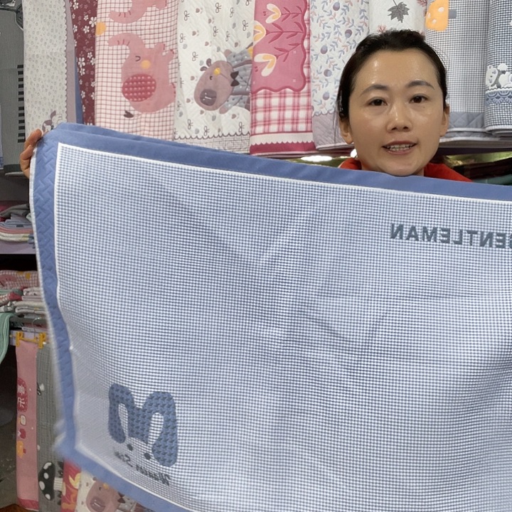 棉特价蓝色大字母