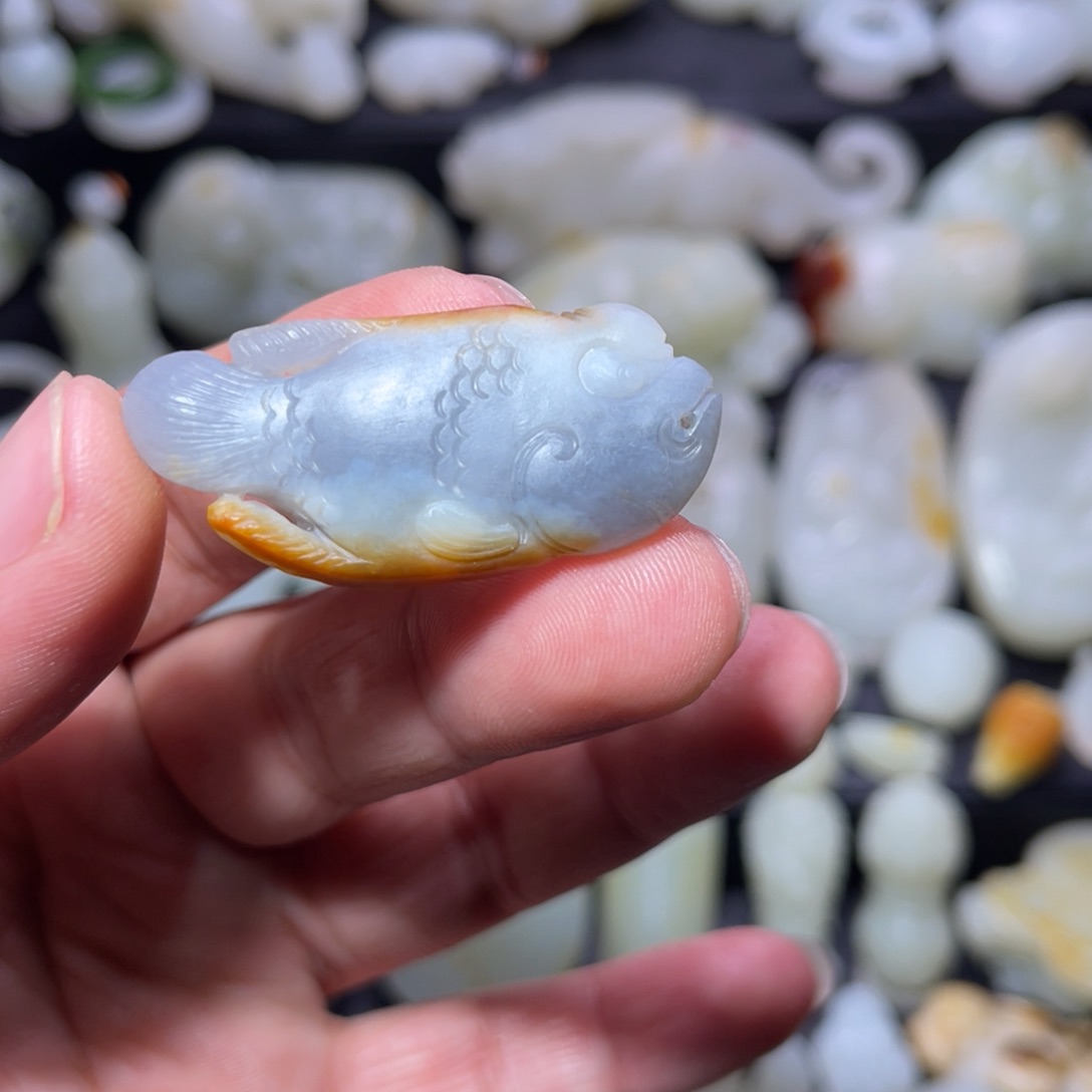 和田玉颈饰未镶嵌