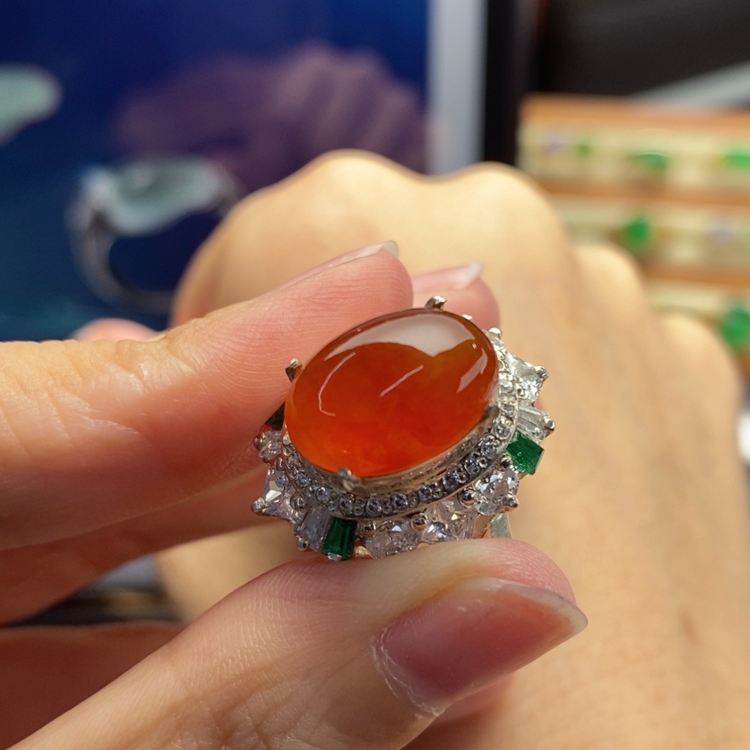 定制翡翠未镶嵌红翡戒面