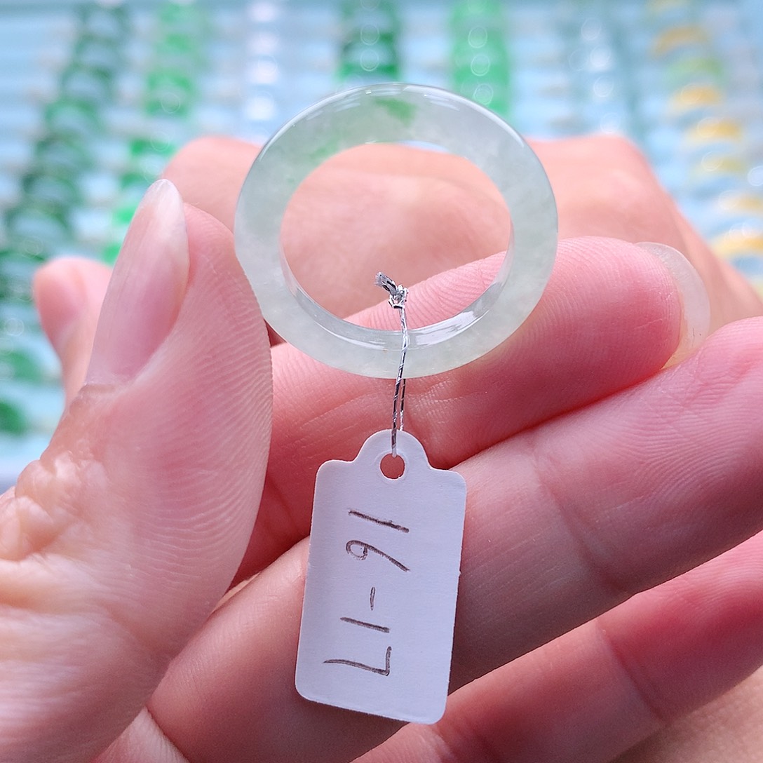 翡翠戒指未镶嵌A货缅甸翡翠