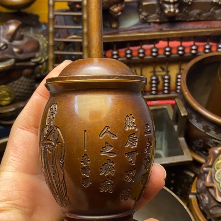 铜器摆件做工精良