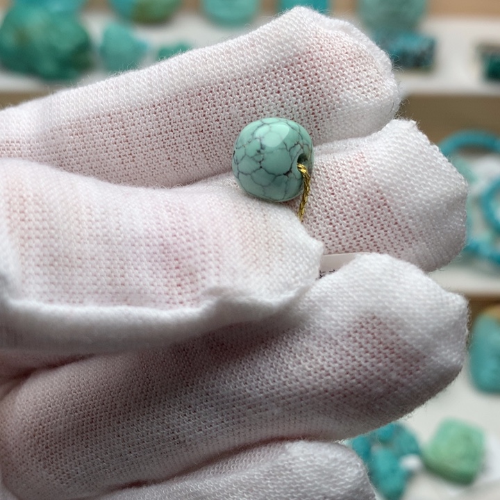 绿松石未镶嵌珠宝奇石菜籽黄网花老型8.9*7.2mm