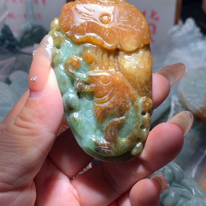 翡翠未镶嵌颈饰保真天然A货翡翠