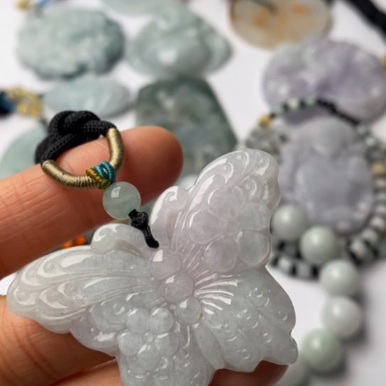 翡翠未镶嵌挂件翡翠