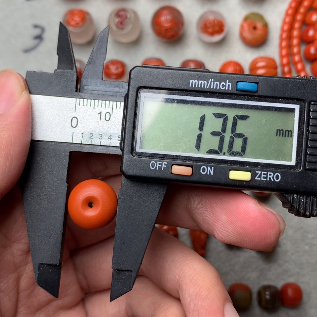 南红玛瑙未镶嵌扣子