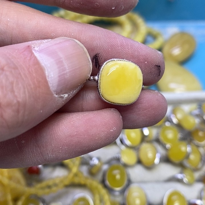 蜜蜡裸石银S925镶嵌戒指