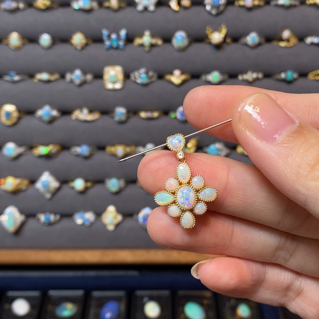 欧泊珠宝奇石银S925镶嵌吊坠