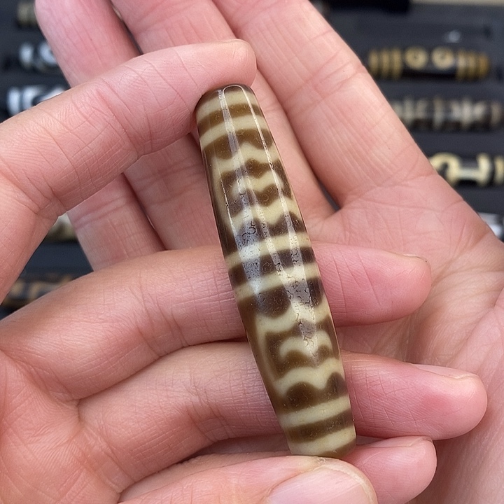 草***奶玛瑙/玉髓未镶嵌颈饰