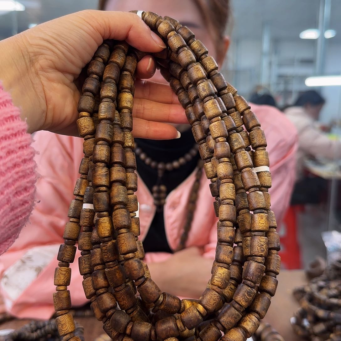 沉香手串多样性发货1条海南白棋998-932