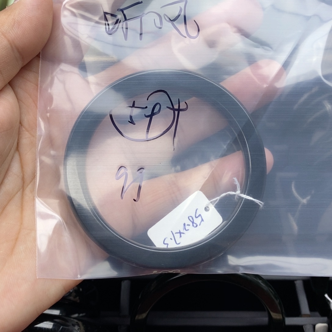 和田玉手镯未镶嵌听***_
