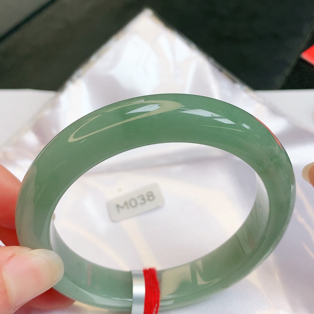 【闪购商品】翡翠手镯未镶嵌缅甸天然a货翡翠