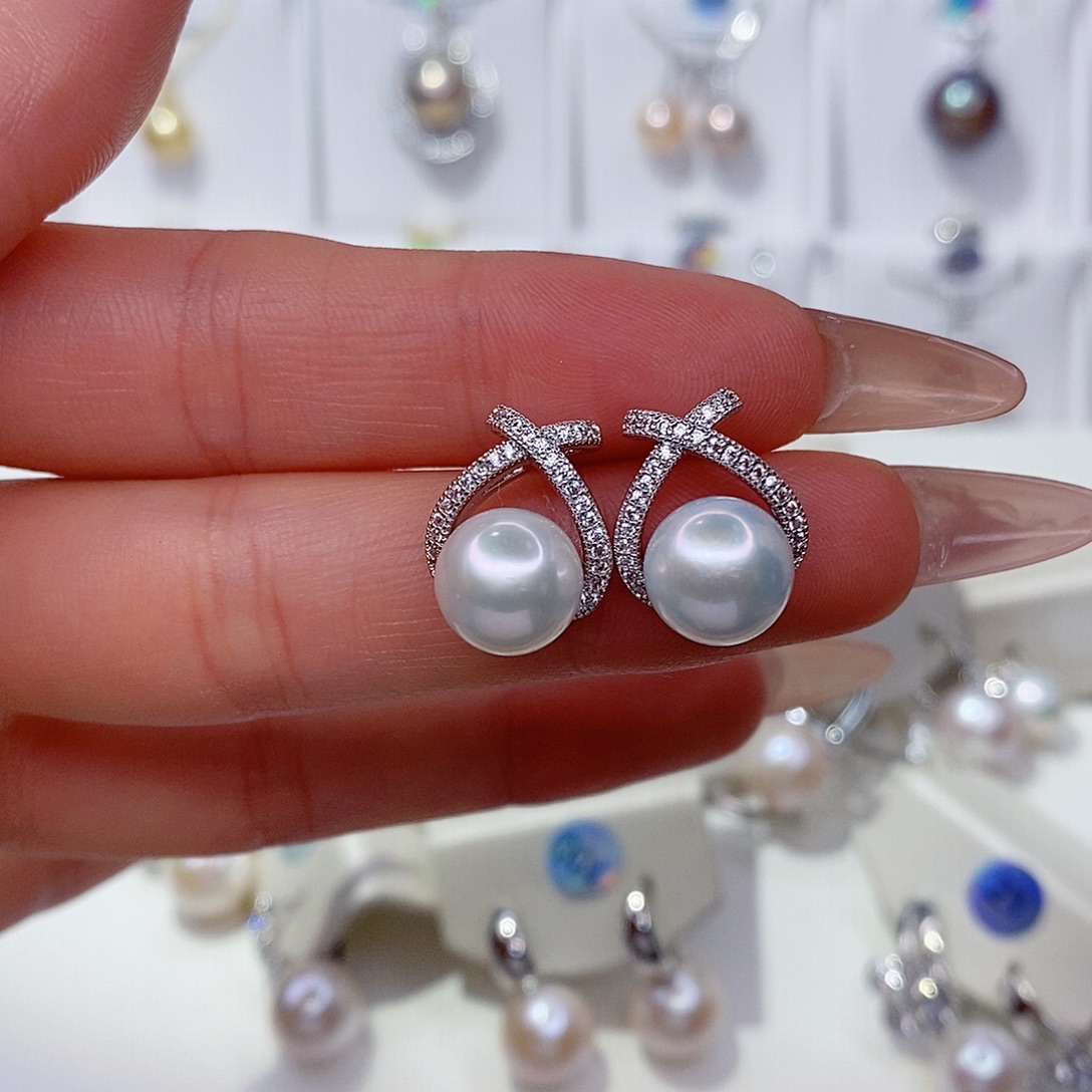 淡水珍珠耳饰未镶嵌