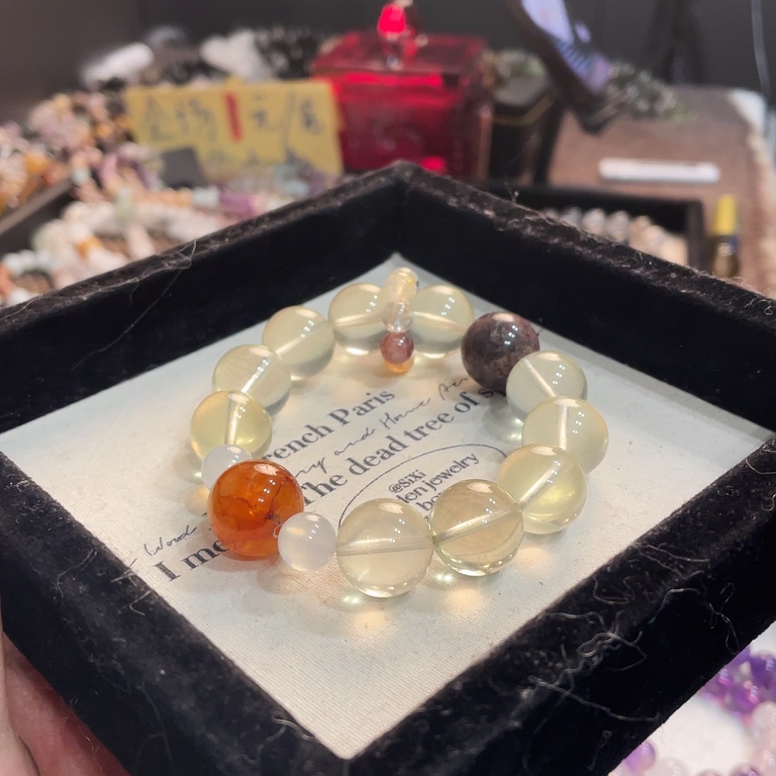 未镶嵌水晶手链黄水