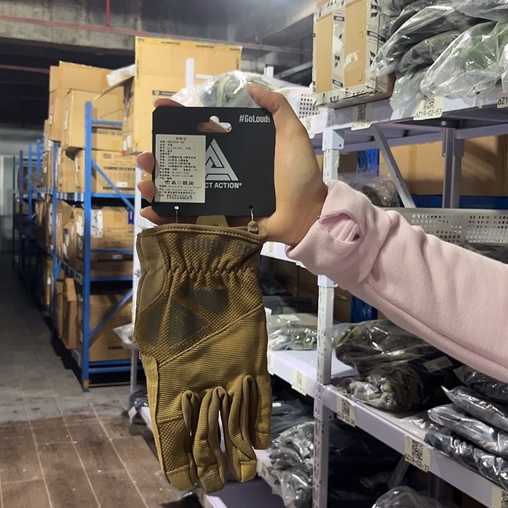 C***.手套强袭者手套轻型