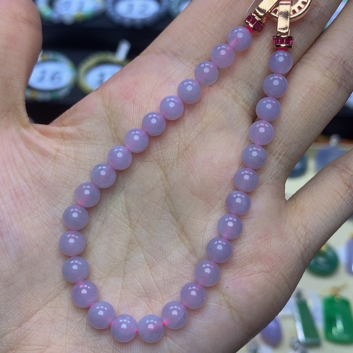翡翠手链未镶嵌翡翠