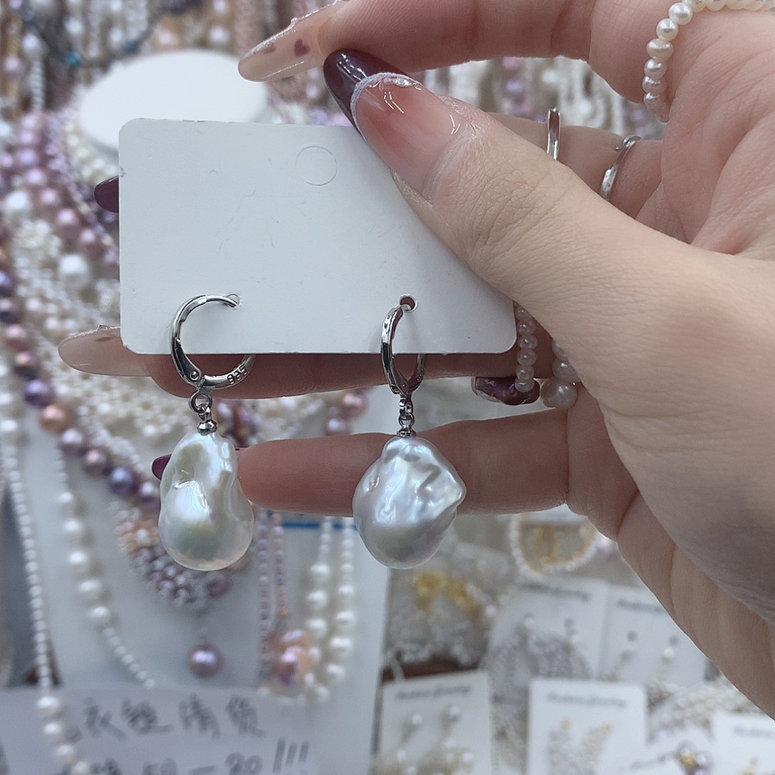 银S925镶嵌淡水珍珠耳饰