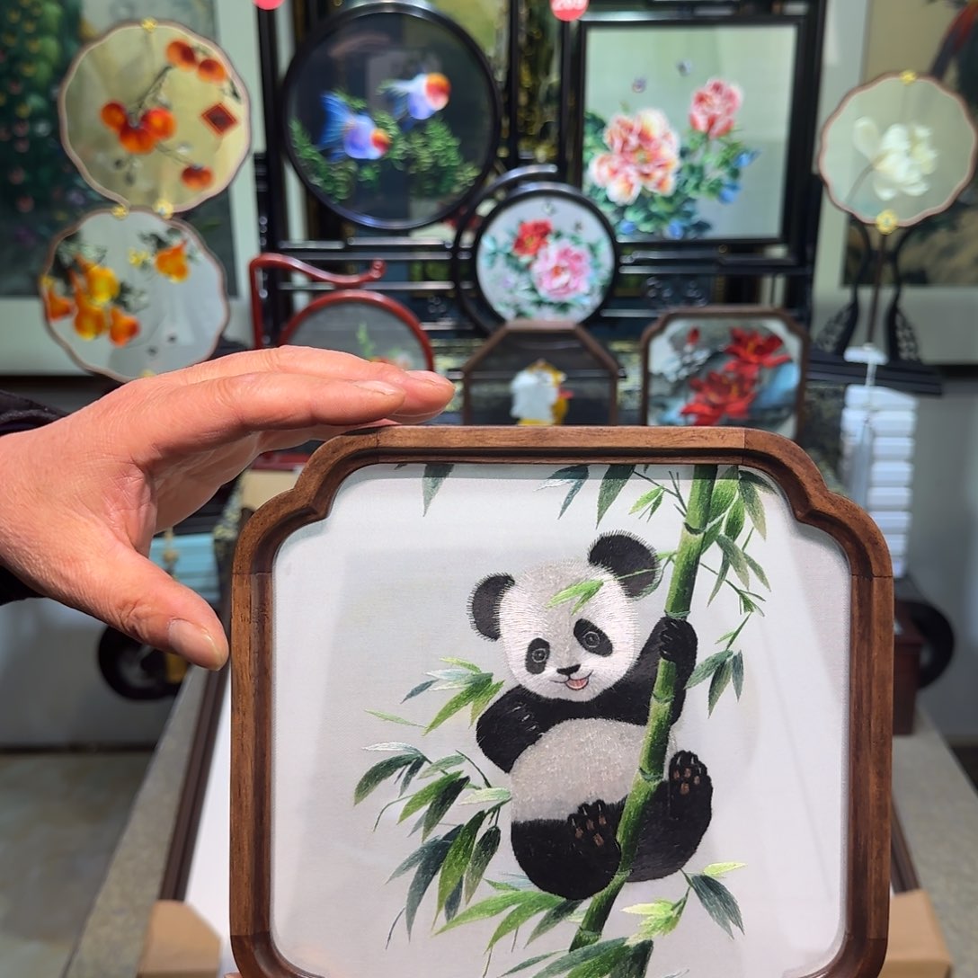 刺绣刺绣工艺精湛23