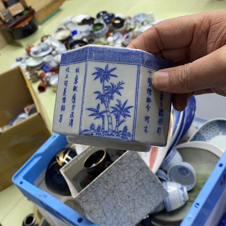 瓷片哈哈哈哈哈哈哈哈