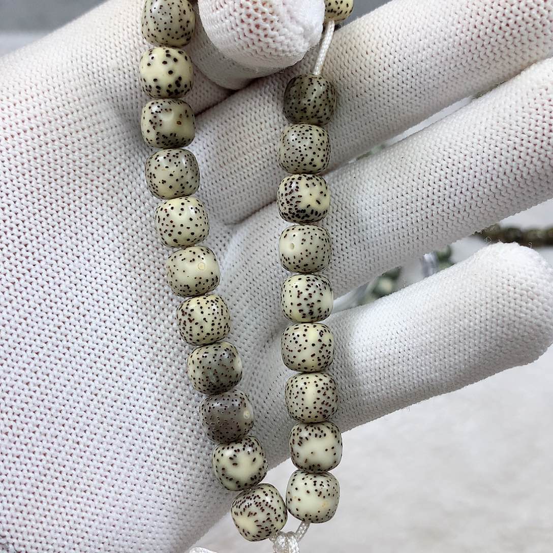 星月菩提手串5号糯冰一线天9×8