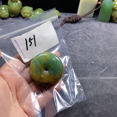 未镶嵌蛇纹石玉手链