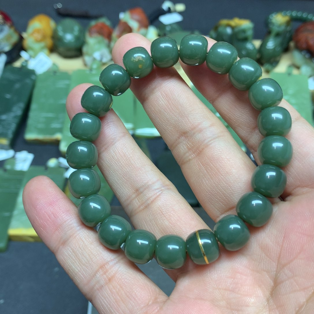 岫岩河磨玉（透闪石质玉）手链未镶嵌黑*