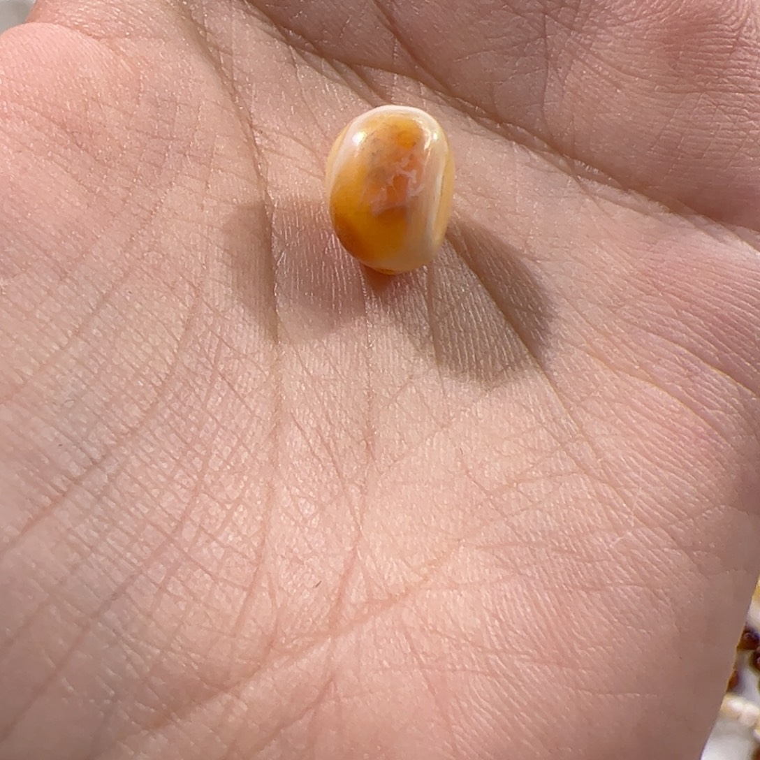 琥珀未镶嵌珠宝奇石粉沁随型