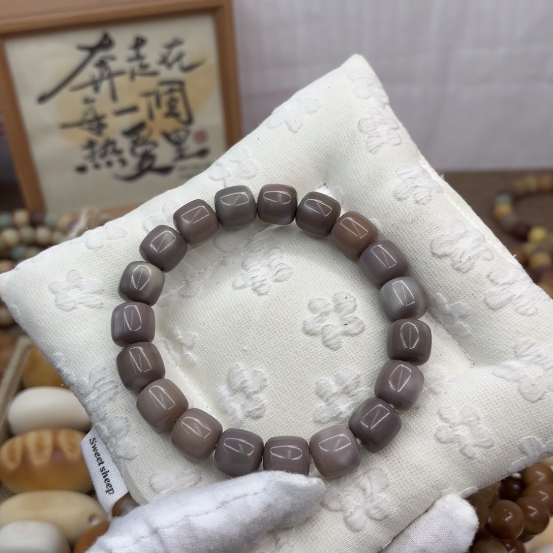 吊坠菩提根/象牙果13水磨花皮正桶668