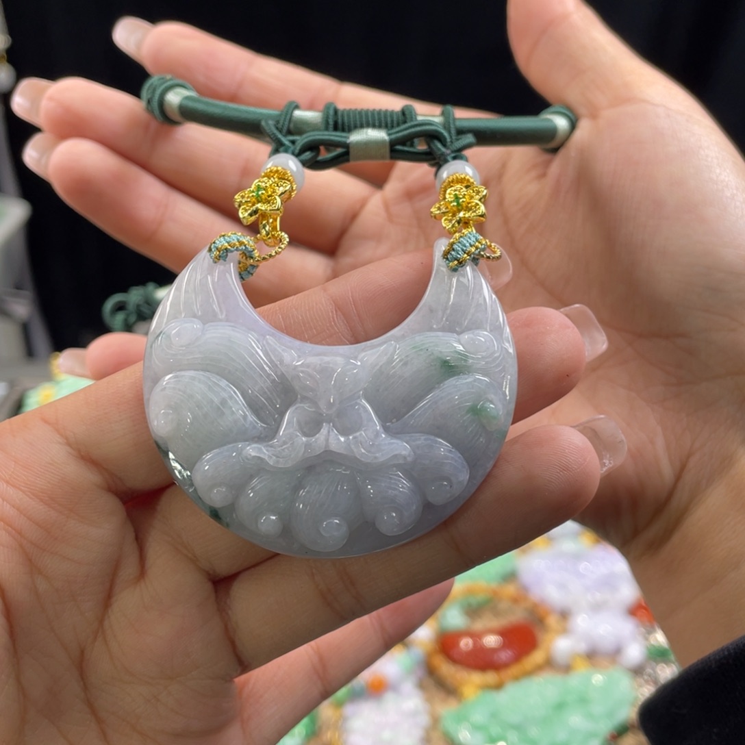 翡翠颈饰未镶嵌代编织