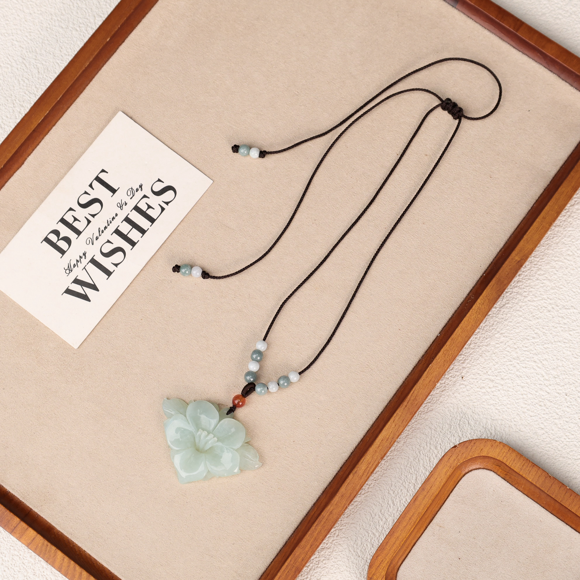 合金项链 LZ4408-1雕刻天青冻玉兰花幸运花绳编吊坠项链