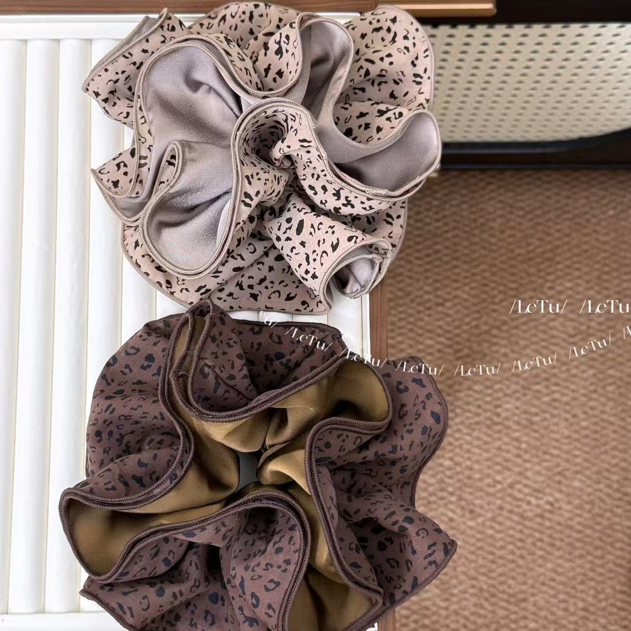  LeTu • 独特漂亮大肠发圈复古撞棕色豹纹扎头发