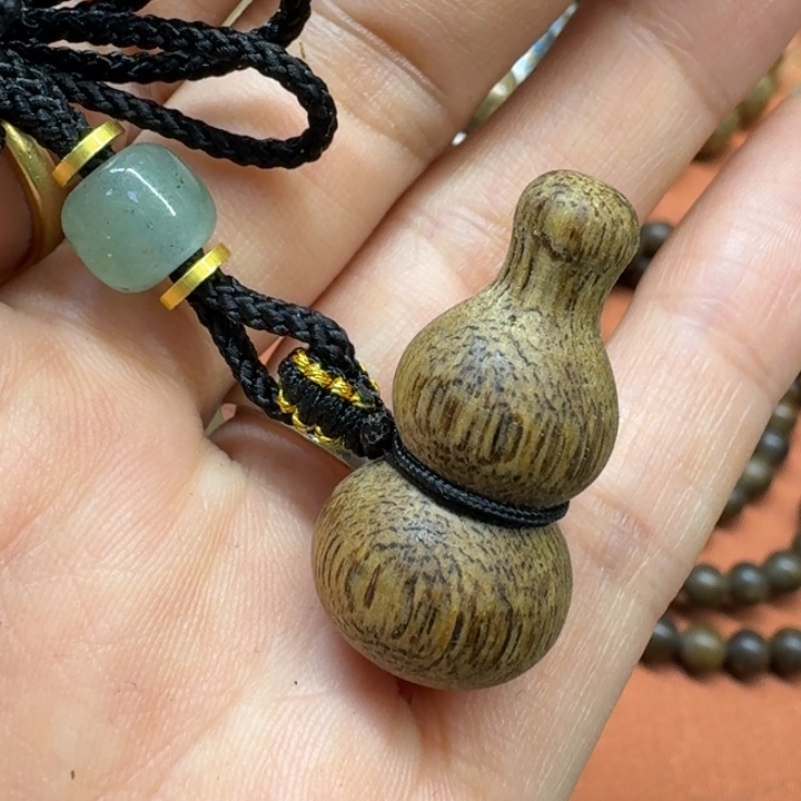 大叶紫檀（黑酸枝木类）