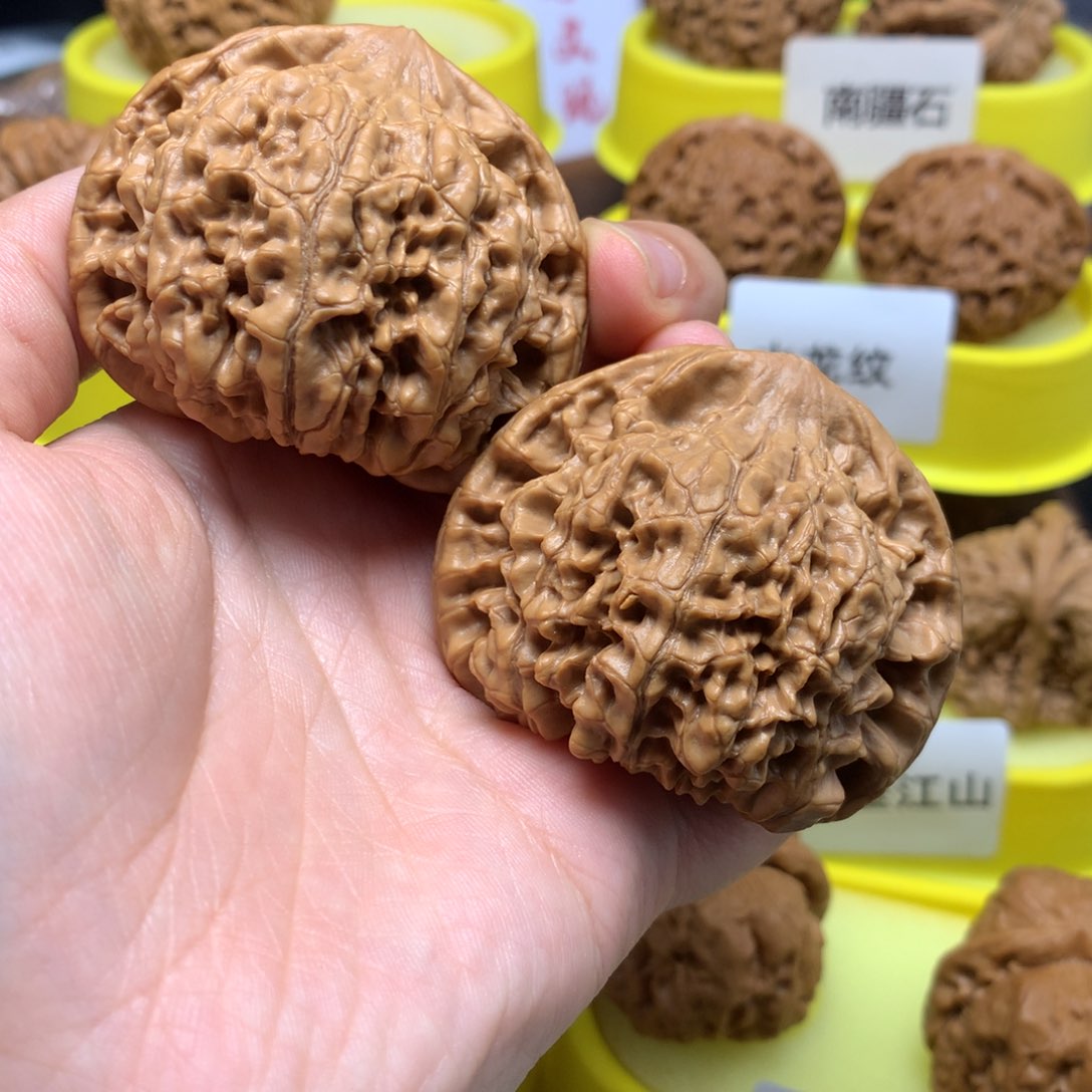 文玩核桃吊坠?**?53官帽