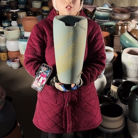 口16高38瑕疵盆子。