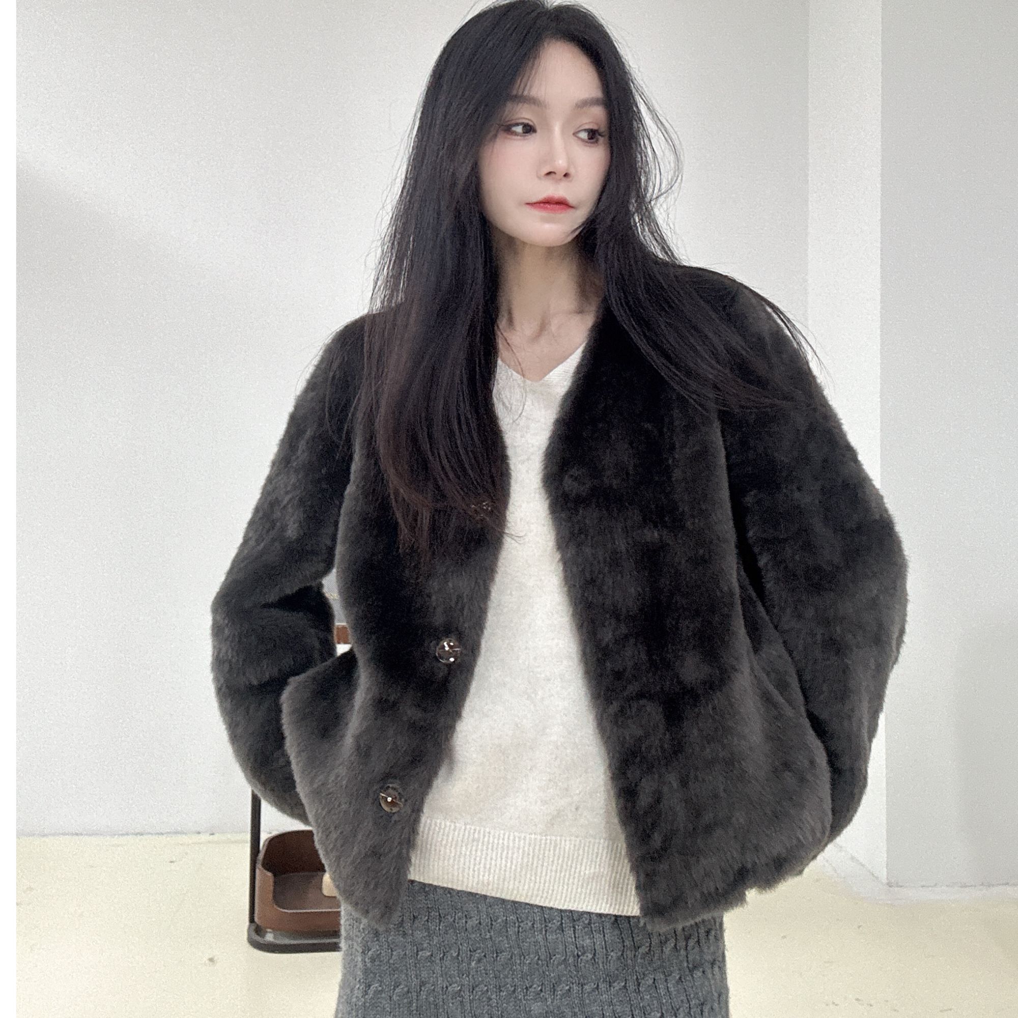 ZIKUO/紫阔新款立V领修身显瘦进口原生态皮毛一体外套0523