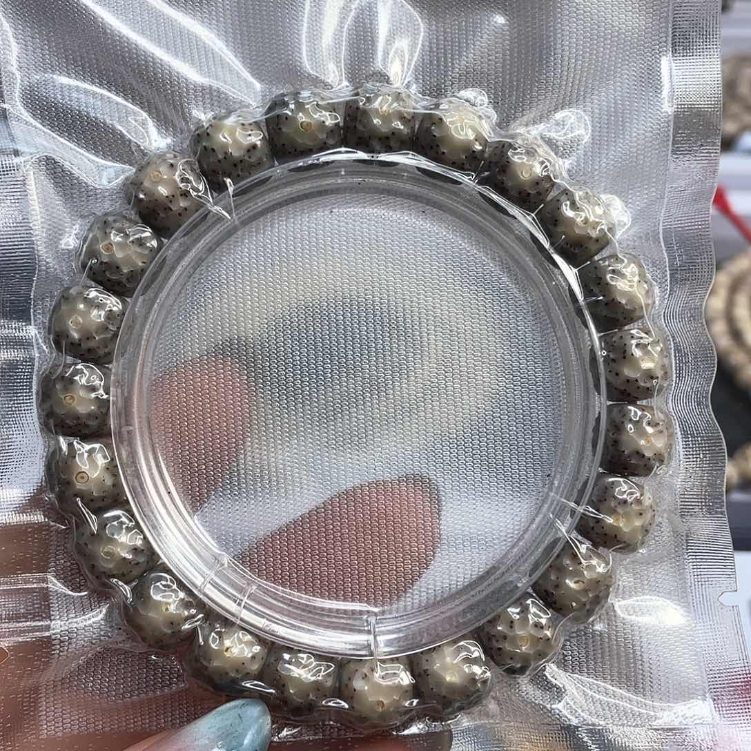 星月菩提手串糯冰奶奶灰手工雕刻龙鳞手串尺寸10
