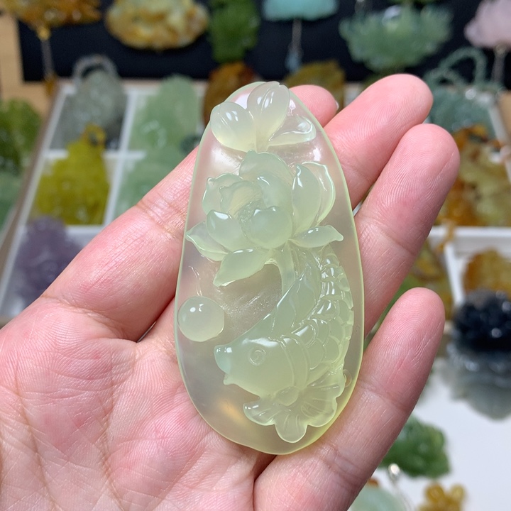 蛇纹石玉合金项链