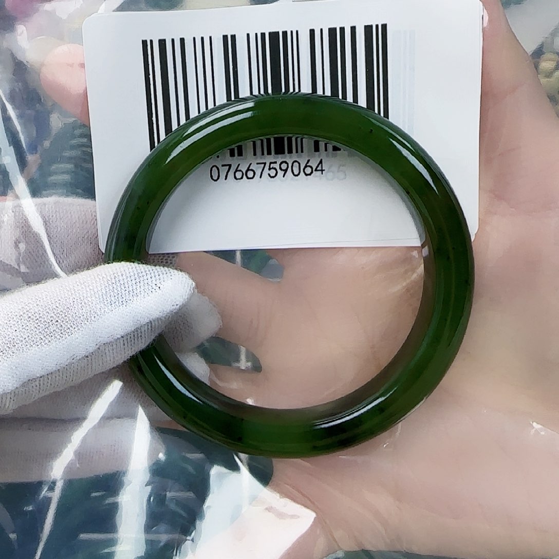 和田玉（碧玉）手镯未镶嵌5758