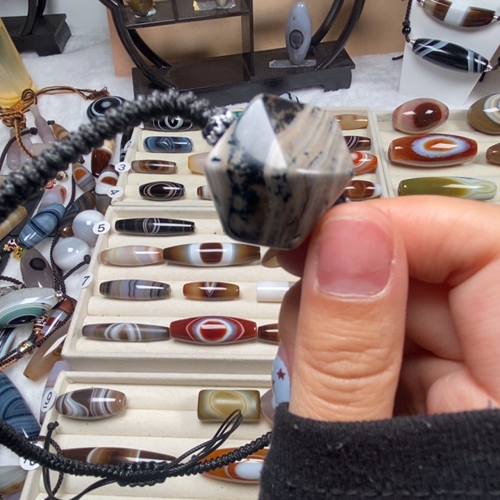 玛瑙/玉髓未镶嵌颈饰