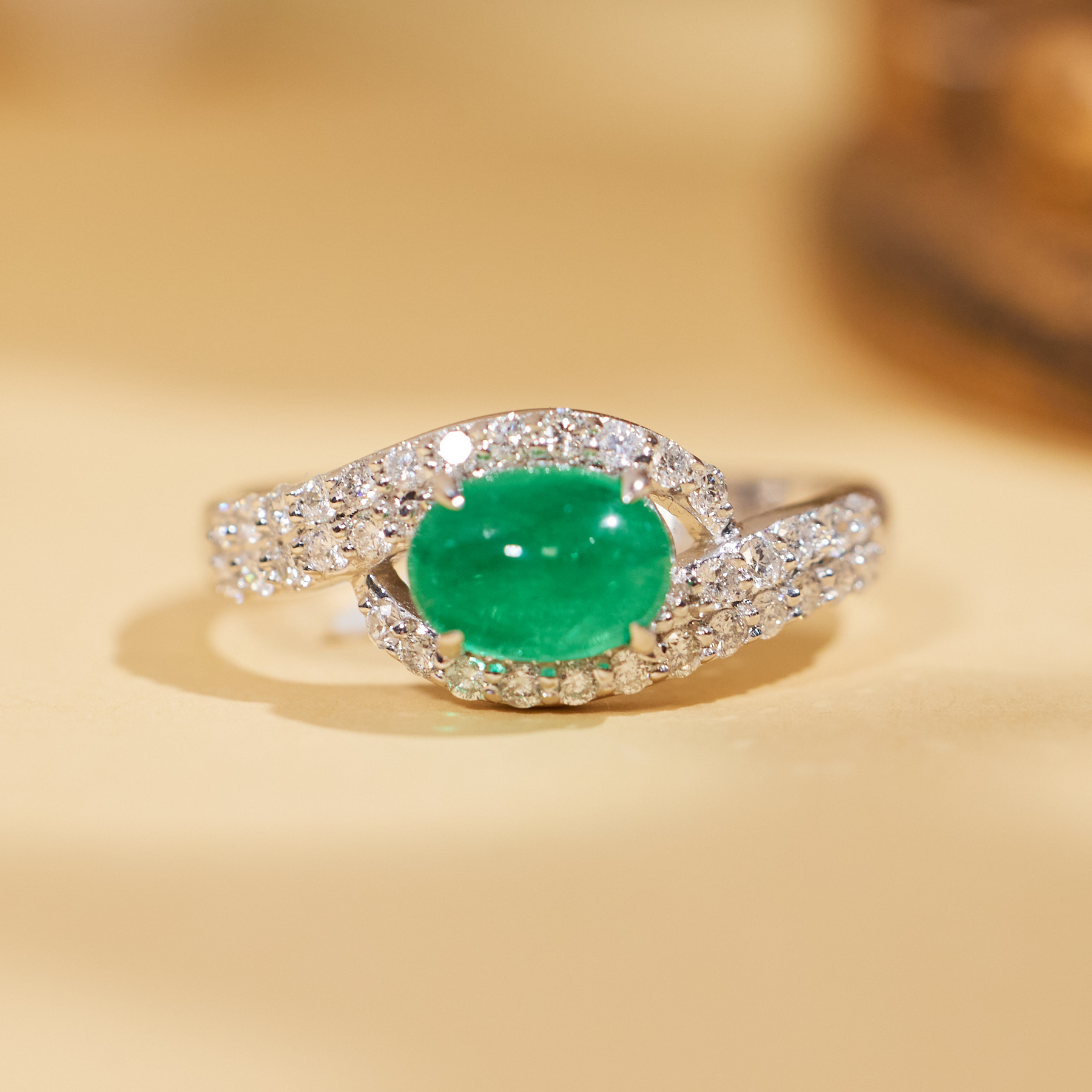 【九华山】*祖母绿戒指*18K金镶嵌U4476