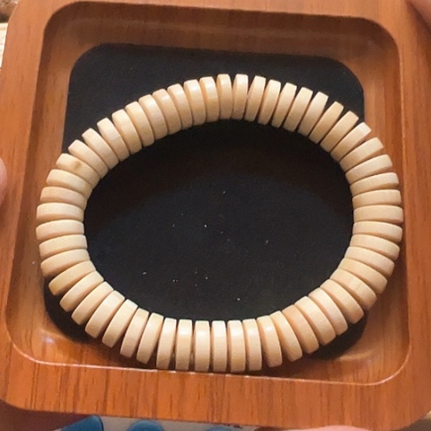 蜡****?天然猛犸象牙瑕疵品