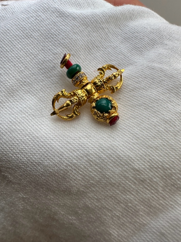 备云。杵。24k。4.26g