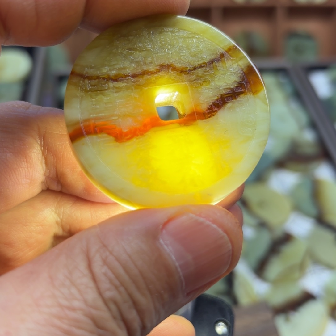 岫玉岫玉山鬼未镶嵌